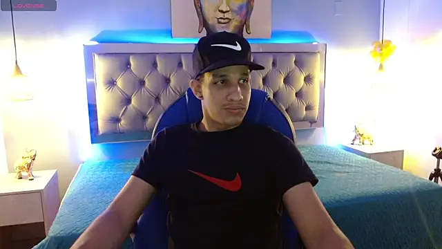 Jheidertwink online show from January 7, 2025, 3:24 am