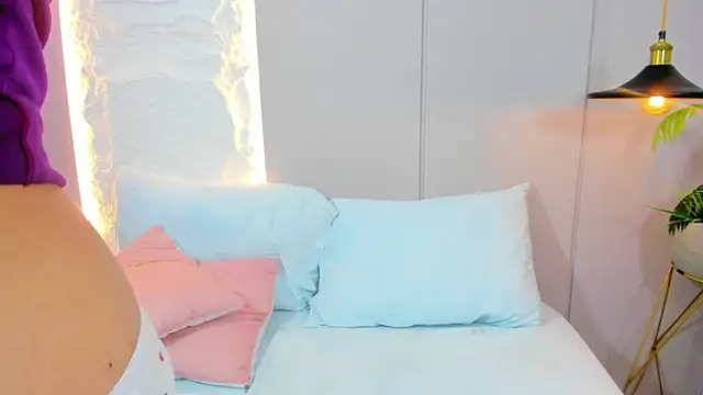 yaya23x online show from March 20, 2025, 10:18 pm