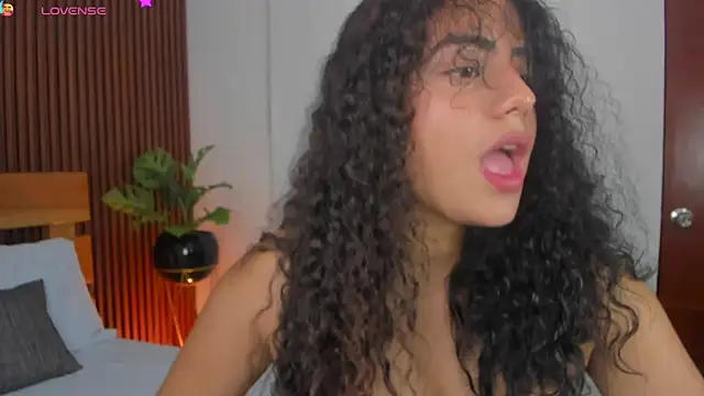 yaya23x online show from October 17, 2025, 2:30 pm