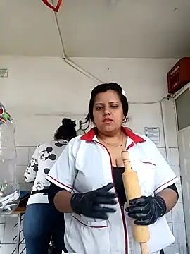 tuty Tap online show from December 2, 2025, 2:12 pm