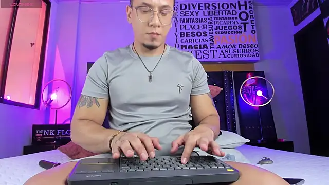 JoshMillerr  online show from May 6, 2026, 6:57 pm