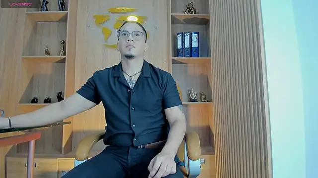 JoshMillerr  online show from July 1, 2026, 11:34 am
