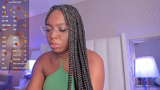 MayaaCardenas online show from February 9, 2025, 4:57 am