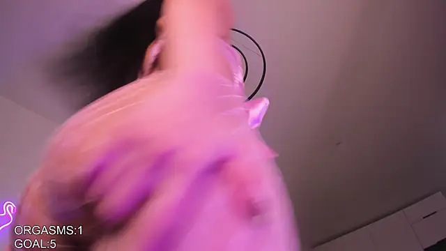 Snapshot of naomi_asian chatting on February 13, 2026, 11:17 am naomi asian online show from February 13, 2026, 11:17 am