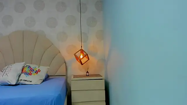 Snapshot of GIANNABONET chatting on February 4, 2025, 7:22 pm GIANNABONET online show from February 4, 2025, 7:22 pm