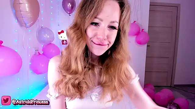 Snapshot of AstridHotty chatting on October 15, 2025, 4:18 pm AstridHotty online show from October 15, 2025, 4:18 pm