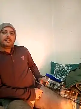 Snapshot of arabian82 chatting on December 16, 2024, 11:28 pm arabian82 online show from December 16, 2024, 11:28 pm