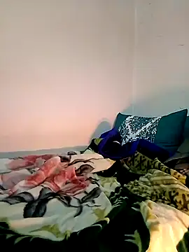 Snapshot of arabian82 chatting on December 25, 2024, 9:22 pm arabian82 online show from December 25, 2024, 9:22 pm