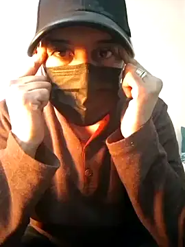 Snapshot of arabian82 chatting on January 1, 2025, 10:35 pm arabian82 online show from January 1, 2025, 10:35 pm