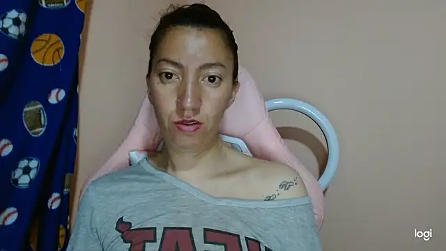 kaybabyhot online show from May 3, 2026, 1:17 pm