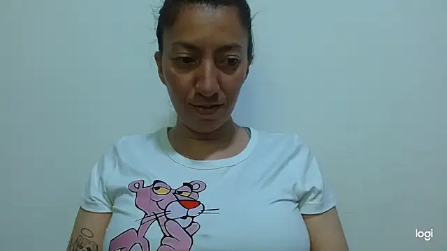 Snapshot of kaybabyhot chatting on August 4, 2026, 1:57 pm kaybabyhot online show from August 4, 2026, 1:57 pm