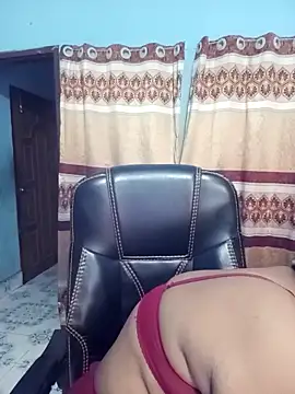 Hot-Angel  online show from September 27, 2025, 11:04 am