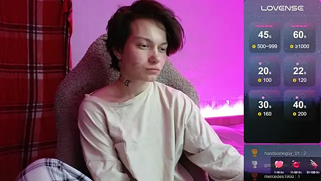 Snapshot of esajukyy chatting on October 2, 2025, 11:39 am esajukyy online show from October 2, 2025, 11:39 am