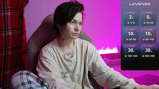 esajukyy online show from November 5, 2025, 1:00 pm