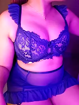 Snapshot of Olivia3 chatting on September 21, 2025, 7:26 pm Olivia3 online show from September 21, 2025, 7:26 pm