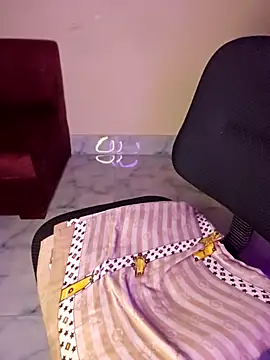 Snapshot of Olivia3 chatting on October 16, 2025, 10:00 pm Olivia3 online show from October 16, 2025, 10:00 pm