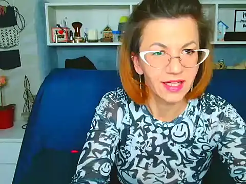 Natali3855 online show from January 19, 2025, 5:18 pm
