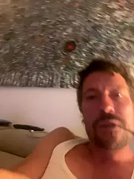 Snapshot of zenzero87 chatting on September 28, 2025, 9:53 pm zenzero87 online show from September 28, 2025, 9:53 pm