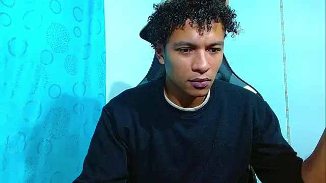 Snapshot of Black_Diamon_ chatting on February 7, 2025, 11:56 am Black Diamon online show from February 7, 2025, 11:56 am