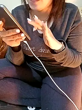 ShadiaStar online show from January 20, 2025, 10:04 pm