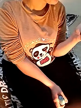 ShadiaStar online show from February 6, 2025, 6:51 am