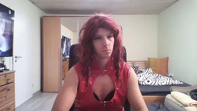 Kinky-Kristina online show from October 10, 2025, 7:46 pm