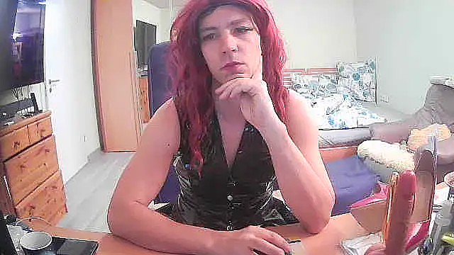 Kinky-Kristina online show from November 20, 2025, 7:57 pm