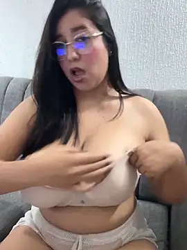 Snapshot of Savinneexotic chatting on June 2, 2026, 4:58 am Savinneexotic online show from June 2, 2026, 4:58 am