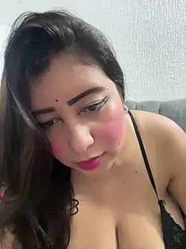 Snapshot of Savinneexotic chatting on August 2, 2026, 4:55 am Savinneexotic online show from August 2, 2026, 4:55 am