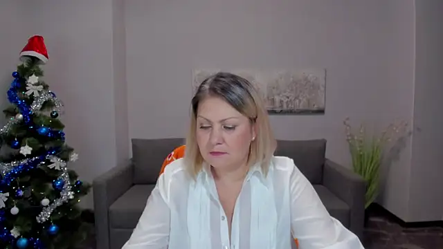 Milana Blake online show from December 18, 2024, 12:51 pm