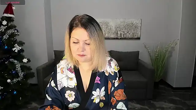 Milana Blake online show from December 25, 2024, 7:03 am
