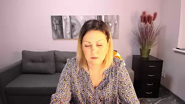 Milana Blake online show from February 5, 2025, 6:56 am