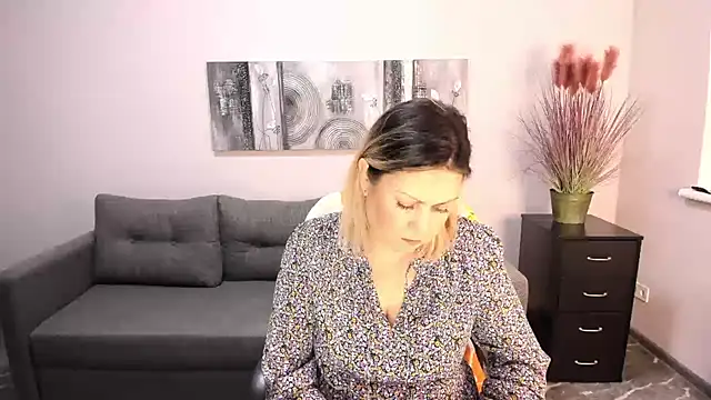 Milana Blake online show from February 5, 2025, 10:08 am