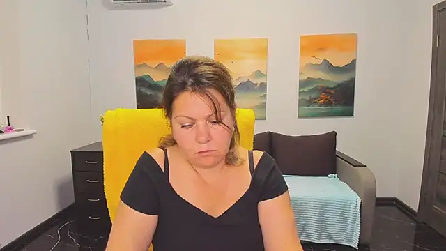 Milana Blake online show from September 17, 2025, 11:45 am