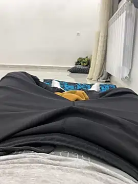 Lahcene online show from March 22, 2026, 6:11 pm