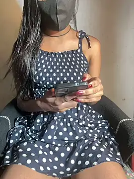 Teena girl online show from February 10, 2025, 2:26 pm