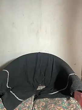Teena girl online show from February 10, 2025, 7:28 pm