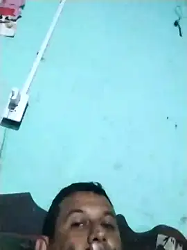 Snapshot of Feli230990 chatting on December 10, 2024, 12:06 am Feli230990 online show from December 10, 2024, 12:06 am