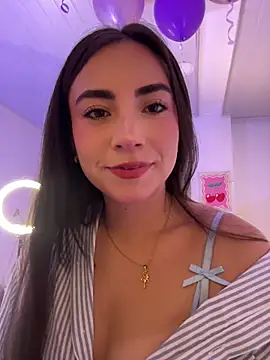 Snapshot of Melody_04 chatting on February 21, 2026, 3:40 am Melody 04 online show from February 21, 2026, 3:40 am