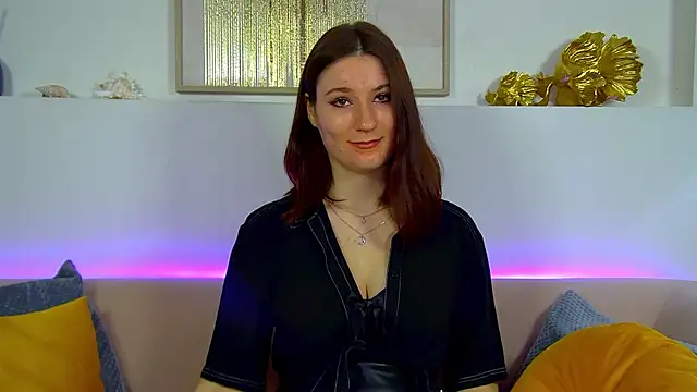 Snapshot of VictoriaArdern chatting on October 18, 2025, 7:09 am VictoriaArdern online show from October 18, 2025, 7:09 am