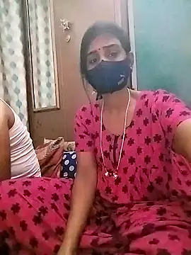 sweety telugu couple2027 online show from February 11, 2025, 3:40 pm