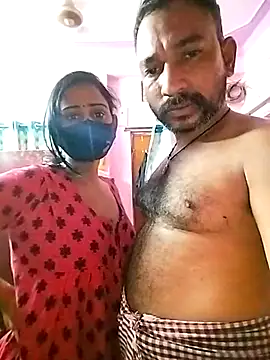 sweety telugu couple2027 online show from February 22, 2025, 1:35 pm