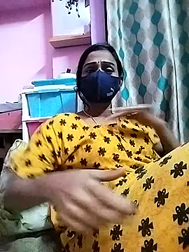 sweety telugu couple2027 online show from March 14, 2025, 4:40 pm