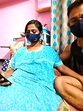 sweety telugu couple2027 online show from March 20, 2025, 7:25 pm