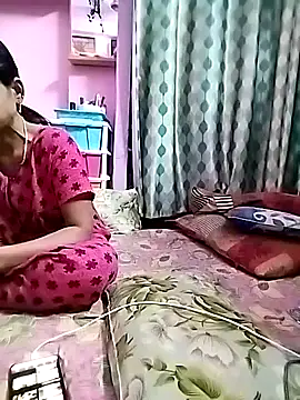 sweety telugu couple2027 online show from March 22, 2025, 6:36 pm