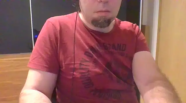 Snapshot of GeilerTiroler chatting on December 19, 2024, 7:40 am GeilerTiroler online show from December 19, 2024, 7:40 am
