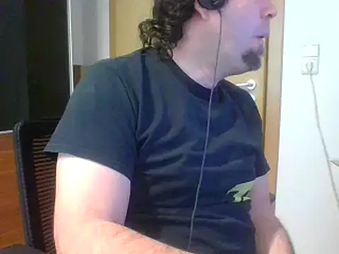 Snapshot of GeilerTiroler chatting on March 5, 2025, 12:44 pm GeilerTiroler online show from March 5, 2025, 12:44 pm