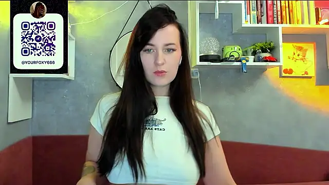 liya gorgeous online show from March 13, 2026, 4:02 pm