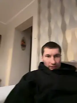 HotUkraine online show from December 10, 2024, 8:38 pm