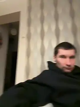 HotUkraine online show from December 18, 2024, 9:08 pm